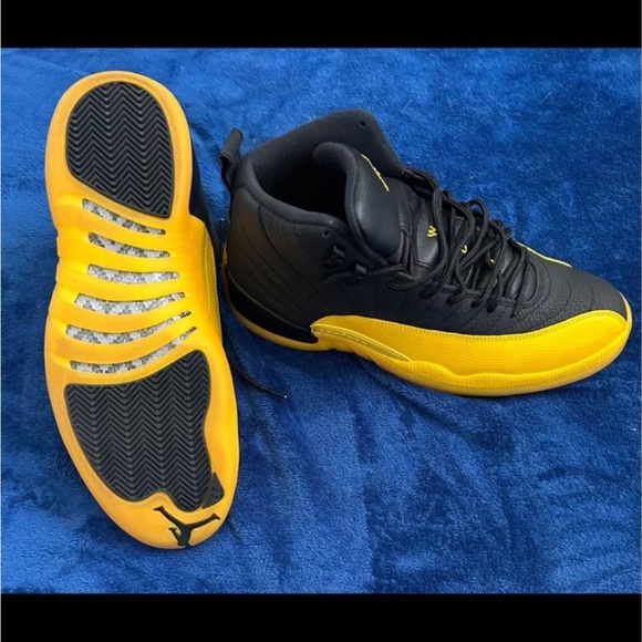 Air Jordan Barely used in outstanding condition - Picture 3 of 6